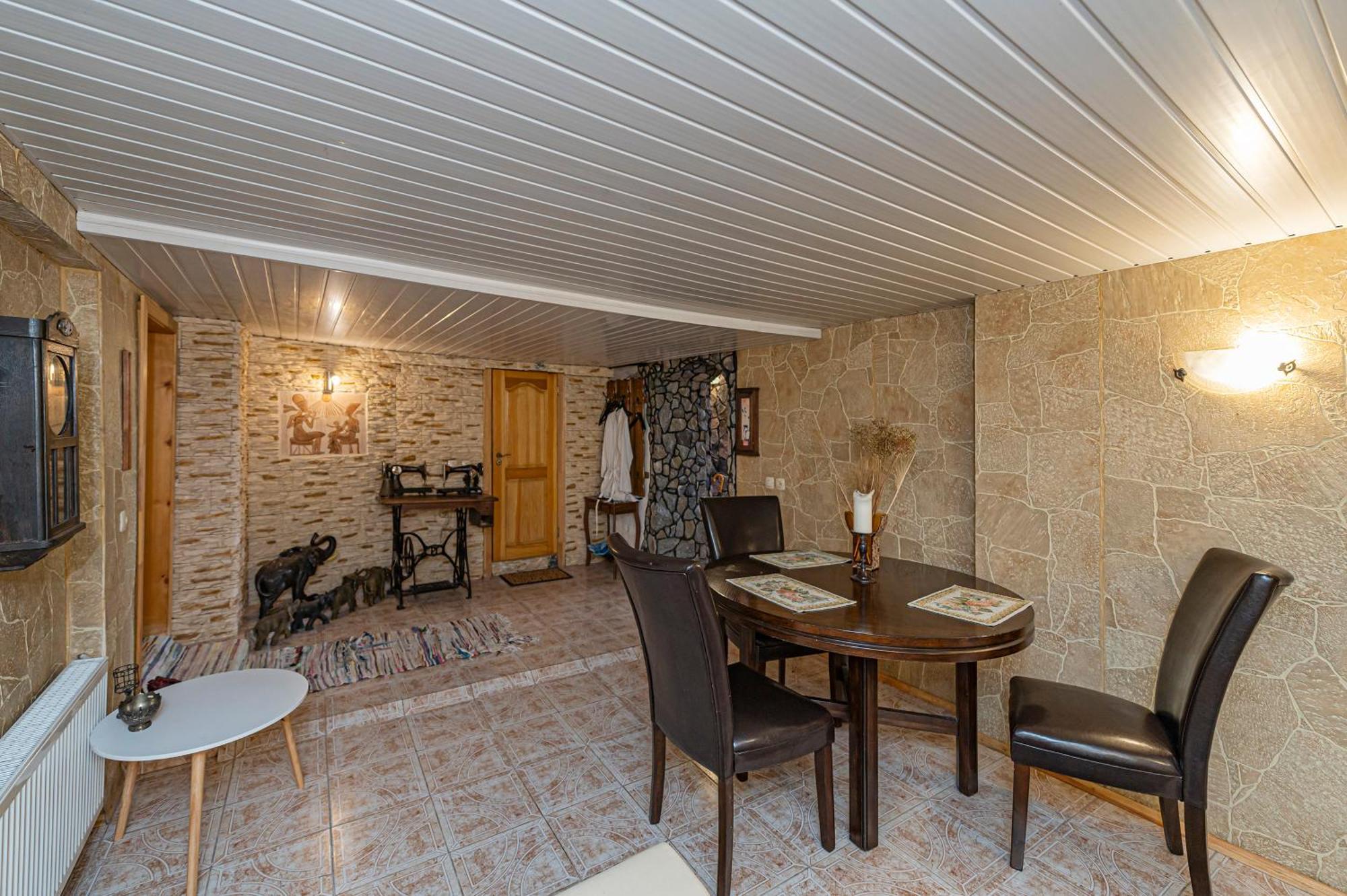 Spacious Studio Apartment By Polo Apartments Kaunas Exterior foto